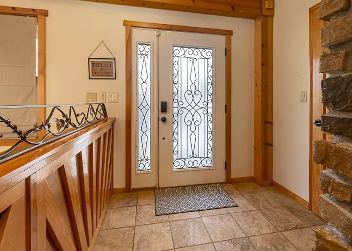 Holiday home 3br Ridge Hot Tub, Firepit & Valley Views Carbondale