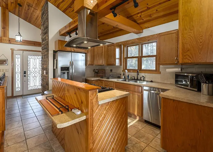 3br Ridge Hot Tub, Firepit & Valley Views Holiday home Carbondale